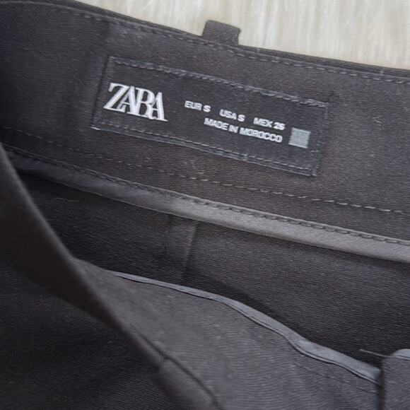 Zara Black High Waist Flat Front Shorts - Picture 4 of 6